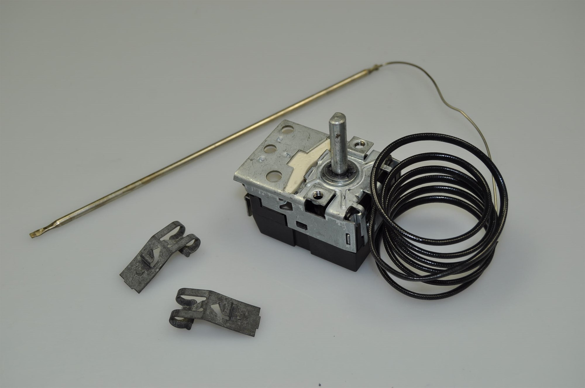 Thermostat four 81380833 481228238149 pour Cuisiniere De dietrich - Livraison rapide
